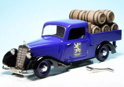 Schuco Mercedes Benz 170V Pritschenwagen "Löwenbräu Bier"