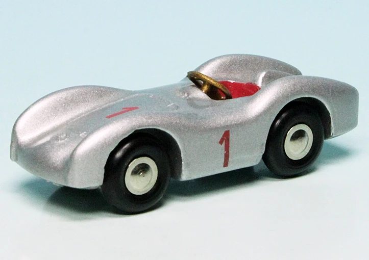 Schuco Piccolo Mercedes Benz W196 Stromlinie Rennwagen Startnummer 1 1 Schuco Piccolo Mercedes Benz W196 Stromlinie Rennwagen Startnummer 1