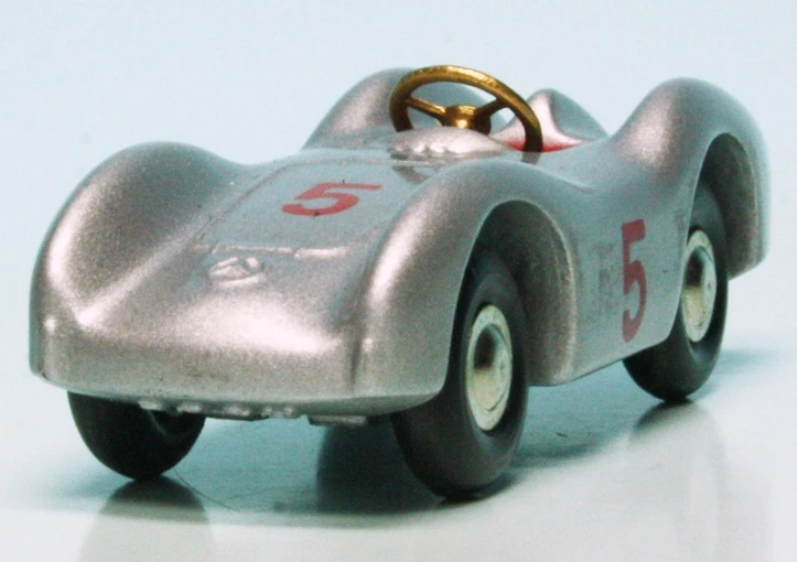 Schuco Piccolo Mercedes Benz W196 Stromlinie Rennwagen Startnummer 5 3 Schuco Piccolo Mercedes Benz W196 Stromlinie Rennwagen Startnummer 5 – Bild 3