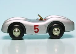 Schuco Piccolo Mercedes Benz W196 Stromlinie Rennwagen Startnummer 5 9 Schuco Piccolo Mercedes Benz W196 Stromlinie Rennwagen Startnummer 5 -Schuco 001181E Schuco Piccolo Mercedes Benz W196 Stromlinie Rennwagen Startnummer 5 z4585660b615a98
