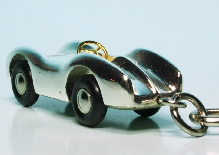 Schuco Piccolo Mercedes Benz W196 Stromlinie Rennwagen Schlüsselanhänger 5 Schuco Piccolo Mercedes Benz W196 Stromlinie Rennwagen Schlüsselanhänger – Bild 5