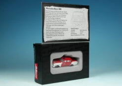 Schuco Piccolo Mercedes Benz 200 Heckflosse "Freiwillige Feuerwehr Schorndorf" -Schuco 001245 Schuco Piccolo Mercedes Benz 200 Heckflosse Freiwillige Feuerwehr Schorndorf z65856611315c35