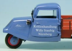 Schuco Tempo Hanseat Dreirad Pritschenwagen "Kohlenhandlung Staubig" -Schuco 002112 schuco tempo hanseat dreirad pritschenwagen kohlenhandlung staubig 3