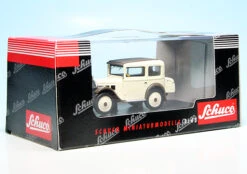 Schuco BMW Dixi 3/15 Limousine -Schuco 002154 schuco bmw dixi 315 limousine 6