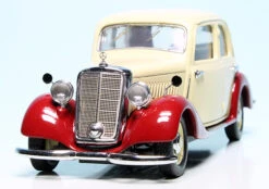 Schuco Mercedes Benz 170V Limousine -Schuco 002362 schuco mercedes benz 170v limousine 2