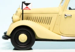 Schuco Mercedes Benz 170V Limousine "Wehrmacht Afrika Korps - Wüstenfuchs" -Schuco 002365 schuco mercedes benz 170v limousine wehrmacht afrika korps wuestenfuchs 3