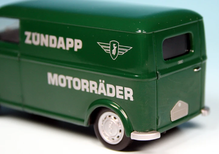 Schuco DKW Schnellaster Kastenwagen "Zündapp Motorräder Kundendienst" 5 Schuco DKW Schnellaster Kastenwagen "Zündapp Motorräder Kundendienst" – Bild 5