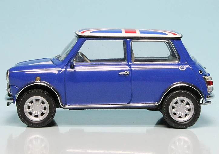 Schuco Mini Cooper "Union Jack" 4 Schuco Mini Cooper "Union Jack" – Bild 4