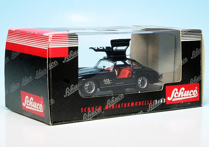 Schuco Mercedes Benz 300SL Coupé "Mille Miglia 1955" 7 Schuco Mercedes Benz 300SL Coupé "Mille Miglia 1955" – Bild 7