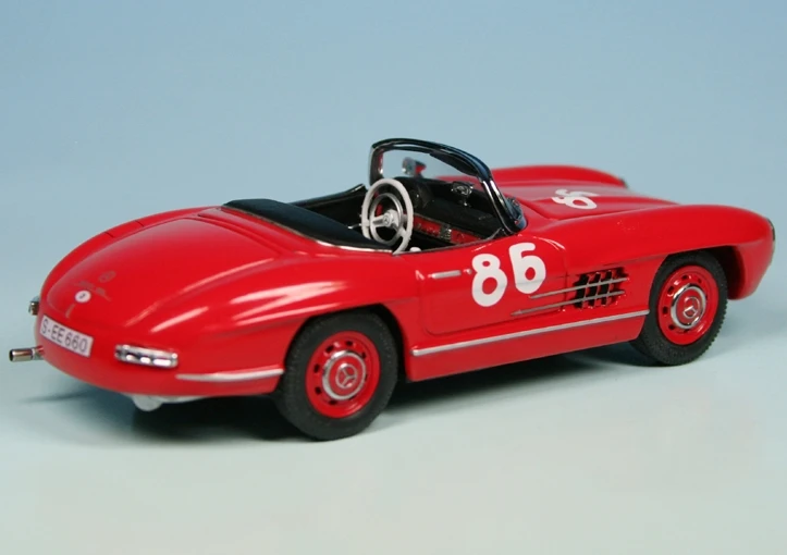 Schuco Mercedes Benz 300SL Roadster "Schauinsland-Rennen 1961" 2 Schuco Mercedes Benz 300SL Roadster "Schauinsland-Rennen 1961" – Bild 2