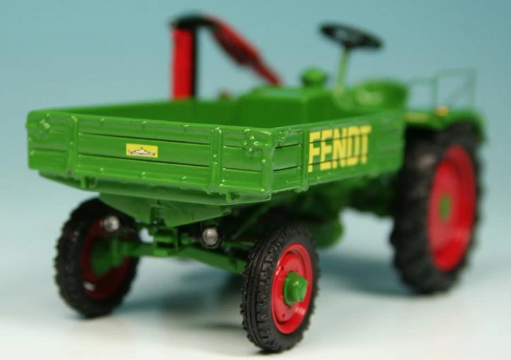 Schuco Fendt Geräteträger Mit Mähbalken 3 Schuco Fendt Geräteträger Mit Mähbalken – Bild 3