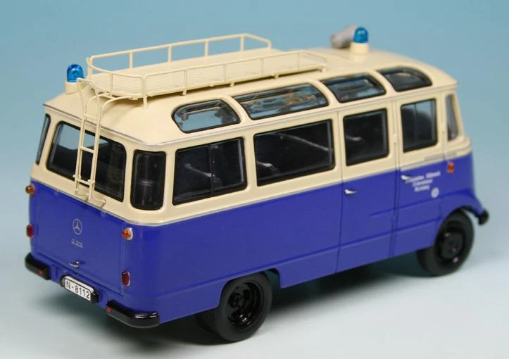 Schuco Mercedes Benz O 319 D Kleinbus "Technisches Hilfswerk THW Nürnberg" 2 Schuco Mercedes Benz O 319 D Kleinbus "Technisches Hilfswerk THW Nürnberg" – Bild 2