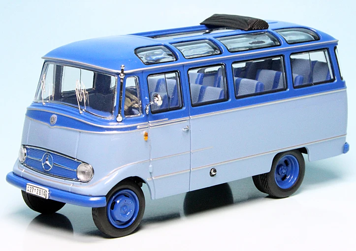 Schuco Mercedes Benz O 319 D Kleinbus 1 Schuco Mercedes Benz O 319 D Kleinbus