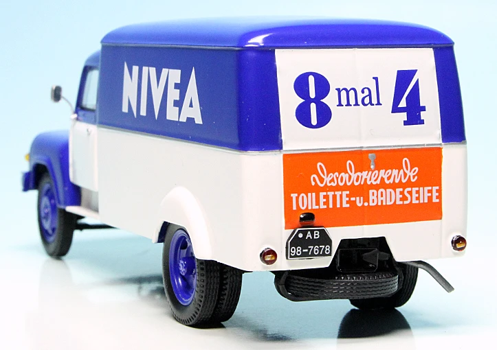 Schuco Hanomag L28 Mit Kofferaufbau "Nivea" 6 Schuco Hanomag L28 Mit Kofferaufbau "Nivea" – Bild 6