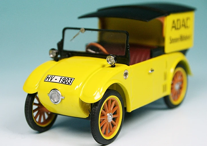 Schuco Hanomag Kommissbrot Kastenwagen "ADAC" 3 Schuco Hanomag Kommissbrot Kastenwagen "ADAC" – Bild 3