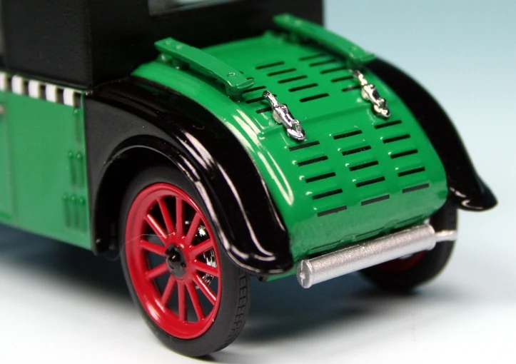 Schuco Hanomag Kommissbrot Limousine "Taxi" 3 Schuco Hanomag Kommissbrot Limousine "Taxi" – Bild 3