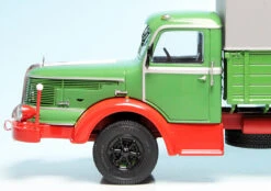 Schuco Krupp Titan SWL 80 Pritsche/Planen-Hängerzug -Schuco 003033 schuco krupp titan swl 80 pritscheplanenhaengerzug 3