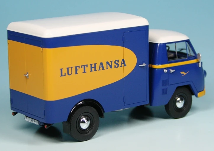 Schuco Tempo Matador Mit Kofferaufbau "Lufthansa" 2 Schuco Tempo Matador Mit Kofferaufbau "Lufthansa" – Bild 2