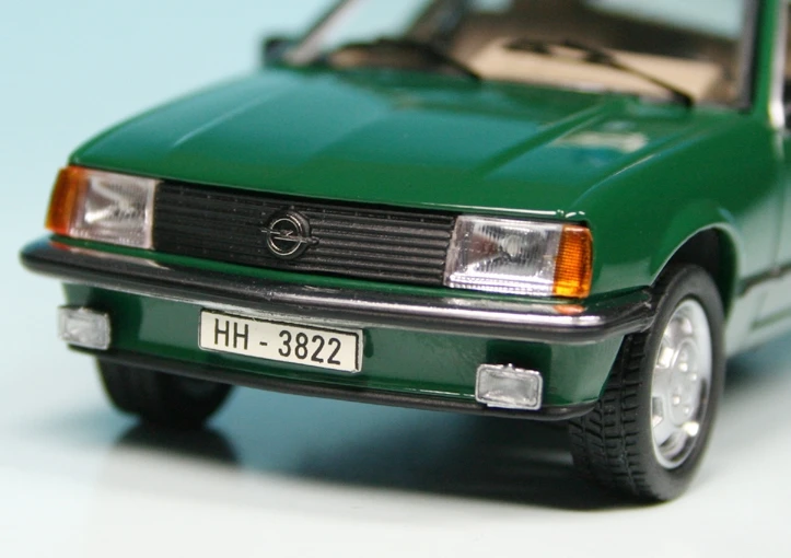 Schuco Opel Rekord E Limousine "Polizei Hamburg" 3 Schuco Opel Rekord E Limousine "Polizei Hamburg" – Bild 3