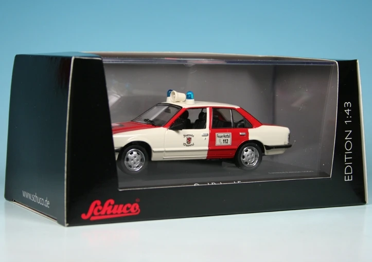 Schuco Opel Rekord E Limousine "Einsatzleitwagen Feuerwehr Wuppertal" 7 Schuco Opel Rekord E Limousine "Einsatzleitwagen Feuerwehr Wuppertal" – Bild 7