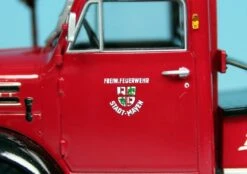 Schuco Borgward B2500 Mit Metz-Drehleiter DL14 "Freiwillige Feuerwehr Mayen" -Schuco 003461 Schuco Borgward B2500 mit Metz Drehleiter Freiwillige Feuerwehr Mayen z4