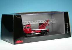 Schuco Borgward B2500 Mit Metz-Drehleiter DL14 "Freiwillige Feuerwehr Mayen" -Schuco 003461 Schuco Borgward B2500 mit Metz Drehleiter Freiwillige Feuerwehr Mayen z7