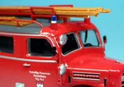 Schuco Borgward B2500 LF8 Mit Metz-Aufbau "Freiwillige Feuerwehr Heuchelheim" -Schuco 003462 Schuco Borgward B2500 LF8 mit Metz Aufbau Freiwillige Feuerwehr Heuchelheim z6