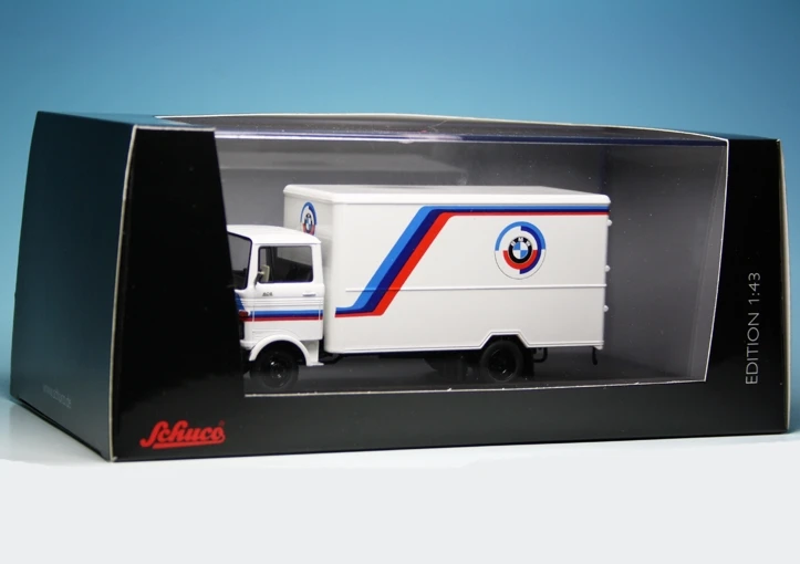 Schuco Mercedes Benz LP608 Koffer-LKW "BMW Motorsport" 7 Schuco Mercedes Benz LP608 Koffer-LKW "BMW Motorsport" – Bild 7