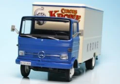 Schuco Mercedes Benz LP608 Koffer-LKW "Circus Krone" -Schuco 003602 Schuco Mercedes Benz LP608 Koffer LKW Circus Krone z3
