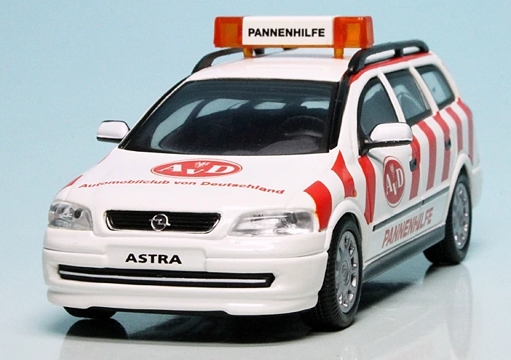 Schuco Opel Astra G Caravan (1998) "AvD Pannenhilfe" 3 Schuco Opel Astra G Caravan (1998) "AvD Pannenhilfe" – Bild 3