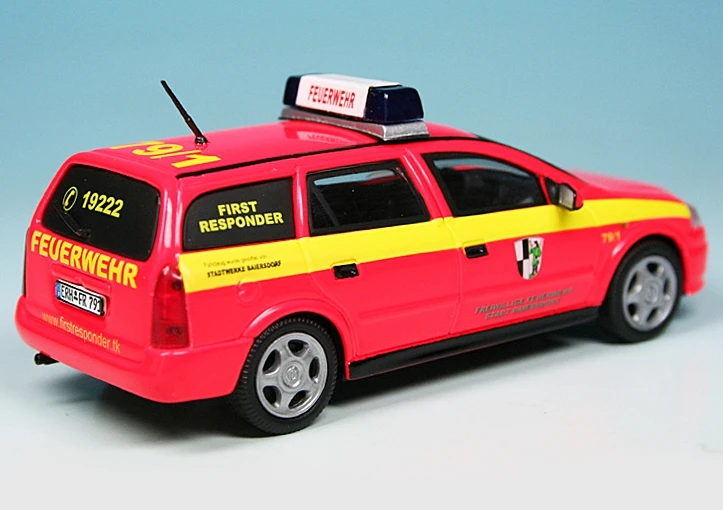 Schuco Opel Astra G Caravan (1998) "Freiwillige Feuerwehr Baiersdorf" 2 Schuco Opel Astra G Caravan (1998) "Freiwillige Feuerwehr Baiersdorf" – Bild 2