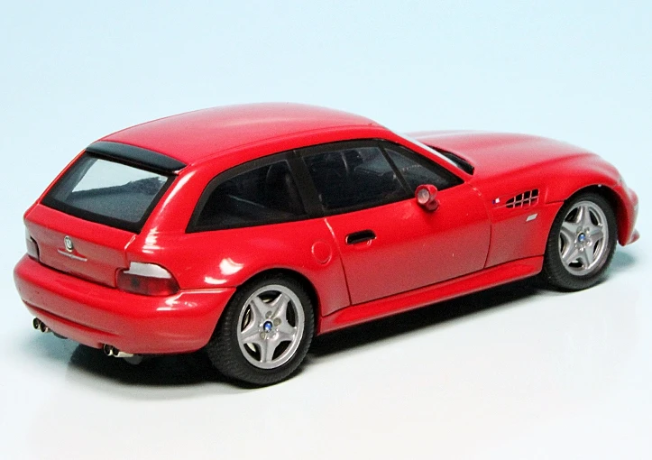Schuco BMW Z3 M Coupé (E36/8) (1998) 2 Schuco BMW Z3 M Coupé (E36/8) (1998) – Bild 2