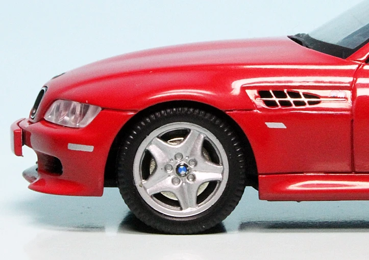 Schuco BMW Z3 M Coupé (E36/8) (1998) 4 Schuco BMW Z3 M Coupé (E36/8) (1998) – Bild 4