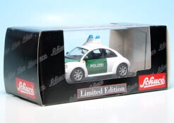 Schuco VW New Beetle (1997) "Polizei" 13 Schuco VW New Beetle (1997) "Polizei" -Schuco 004537 schuco vw new beetle 1997 polizei 6