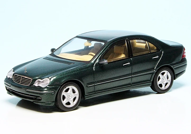 Schuco Mercedes Benz C-Klasse Avantgarde Limousine (W203) (2000) 1 Schuco Mercedes Benz C-Klasse Avantgarde Limousine (W203) (2000)