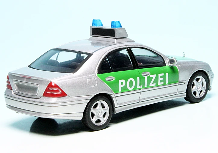Schuco Mercedes Benz C-Klasse Avantgarde Limousine (W203) (2000) "Polizei" 2 Schuco Mercedes Benz C-Klasse Avantgarde Limousine (W203) (2000) "Polizei" – Bild 2