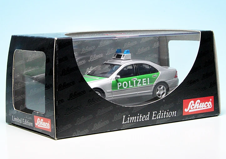 Schuco Mercedes Benz C-Klasse Avantgarde Limousine (W203) (2000) "Polizei" 7 Schuco Mercedes Benz C-Klasse Avantgarde Limousine (W203) (2000) "Polizei" – Bild 7
