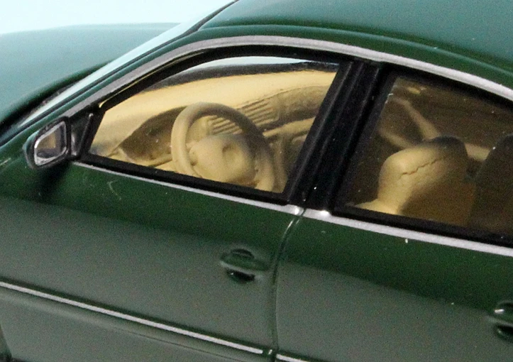 Schuco VW Passat Limousine (2000) 5 Schuco VW Passat Limousine (2000) – Bild 5