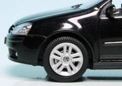 Schuco VW Golf V (2003) -Schuco 004681 Schuco VW Golf V 2003 z4