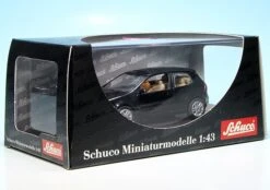 Schuco VW Golf V (2003) -Schuco 004681 Schuco VW Golf V 2003 z7