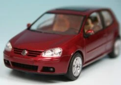 Schuco VW Golf V (2003) -Schuco 004682 Schuco VW Golf V 2003 z3