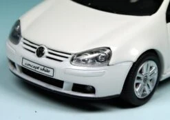 Schuco VW Golf V (2003) "Concept White" -Schuco 004684 Schuco VW Golf V 2003 Concept White z3