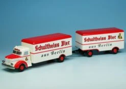 Schuco Piccolo Krupp Titan Koffer-Hängerzug "Schultheiss Bier"