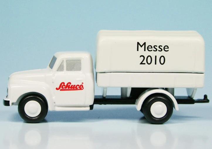 Schuco Piccolo Opel Blitz 1,75t Pritsche/Plane "Schuco Spielwarenmesse 2010" 4 Schuco Piccolo Opel Blitz 1,75t Pritsche/Plane "Schuco Spielwarenmesse 2010" – Bild 4