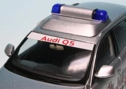 Schuco Audi Q5 3.0 TDI (2008) "Fire Safety 24h Le Mans 2010" -Schuco 007235 Schuco Audi Q5 3 0 TDI 2008 Fire Safety 24h Le Mans 2010 z5