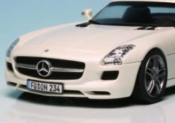 Schuco Mercedes Benz SLS AMG Coupé (C197) (2009) -Schuco 007411 Schuco Mercedes Benz SLS AMG Coup C197 2009 z3