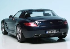 Schuco Mercedes Benz SLS AMG Coupé (C197) (2009) -Schuco 007462 Schuco Mercedes Benz SLS AMG Coup C197 2009 z6