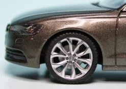 Schuco Audi A6 Limousine (2011) -Schuco 007481 Schuco Audi A6 Limousine 2011 z4