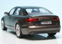Schuco Audi A6 Limousine (2011) -Schuco 007481 Schuco Audi A6 Limousine 2011 z6
