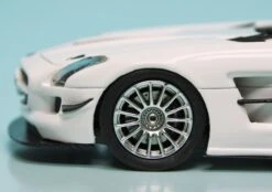 Schuco Mercedes Benz SLS AMG GT3 Coupé Rennwagen (C197) (2010) "AMG" -Schuco 008815 Schuco Mercedes Benz SLS AMG GT3 Coup Rennwagen C197 2010 AMG z4